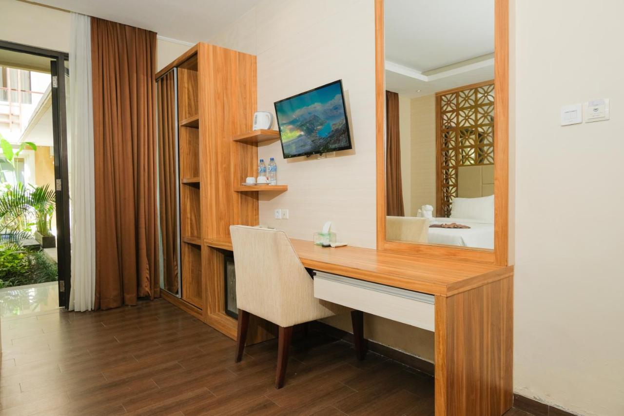 Swiss-Belinn Seminyak Buitenkant foto